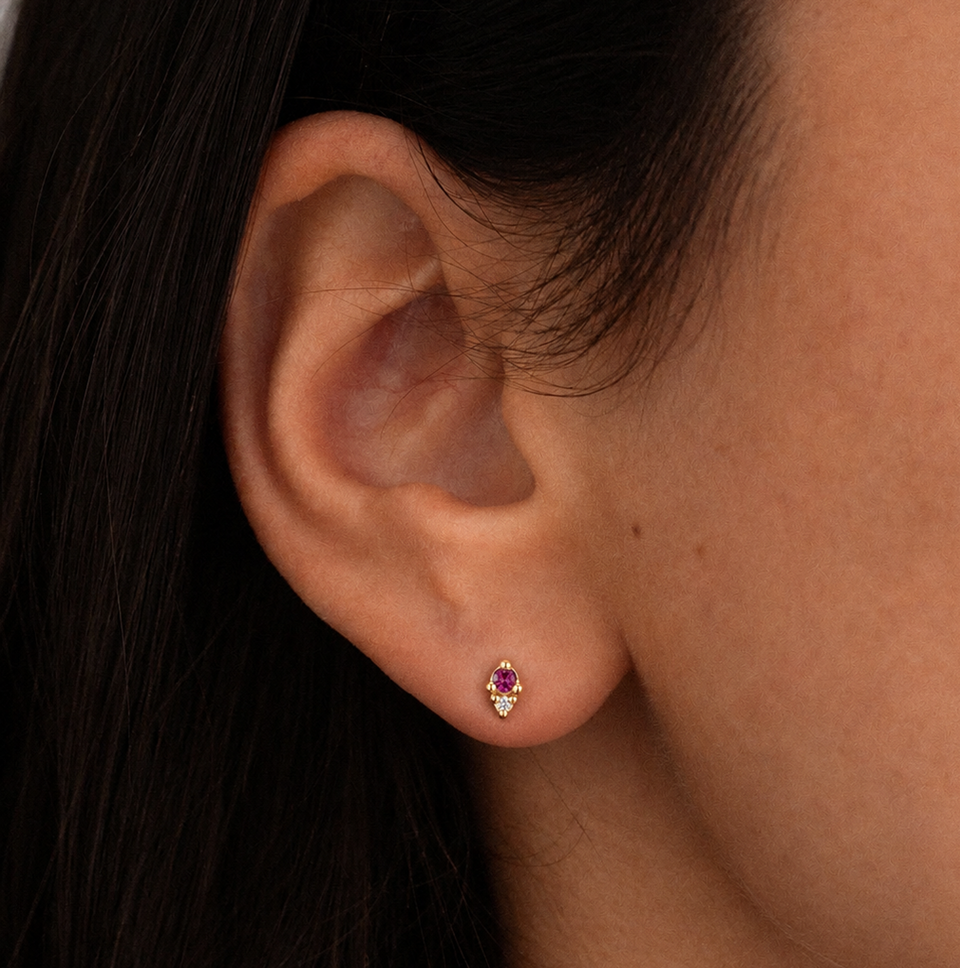 Piercing de Circonia Rosa