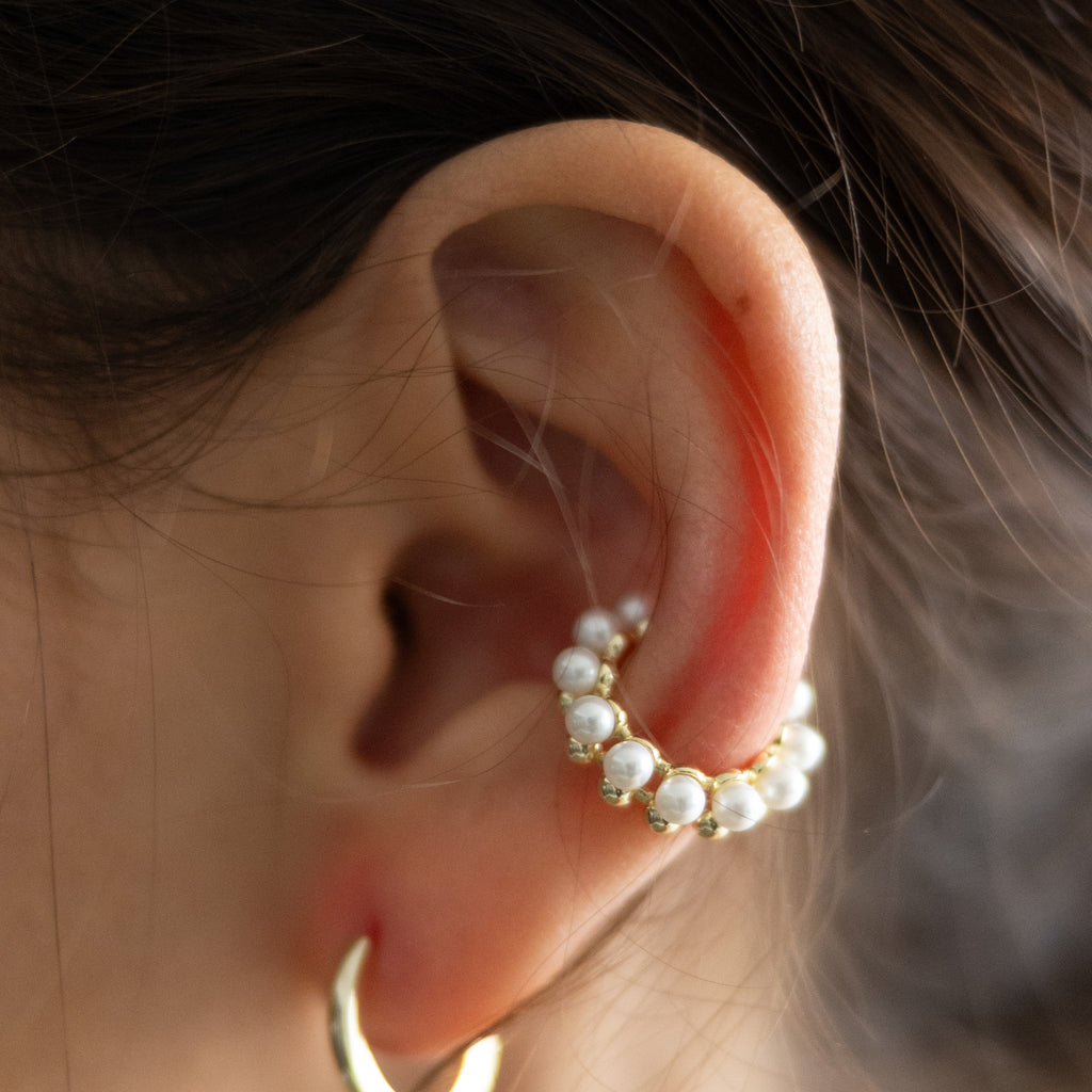 Earcuff Dorado con Perlas